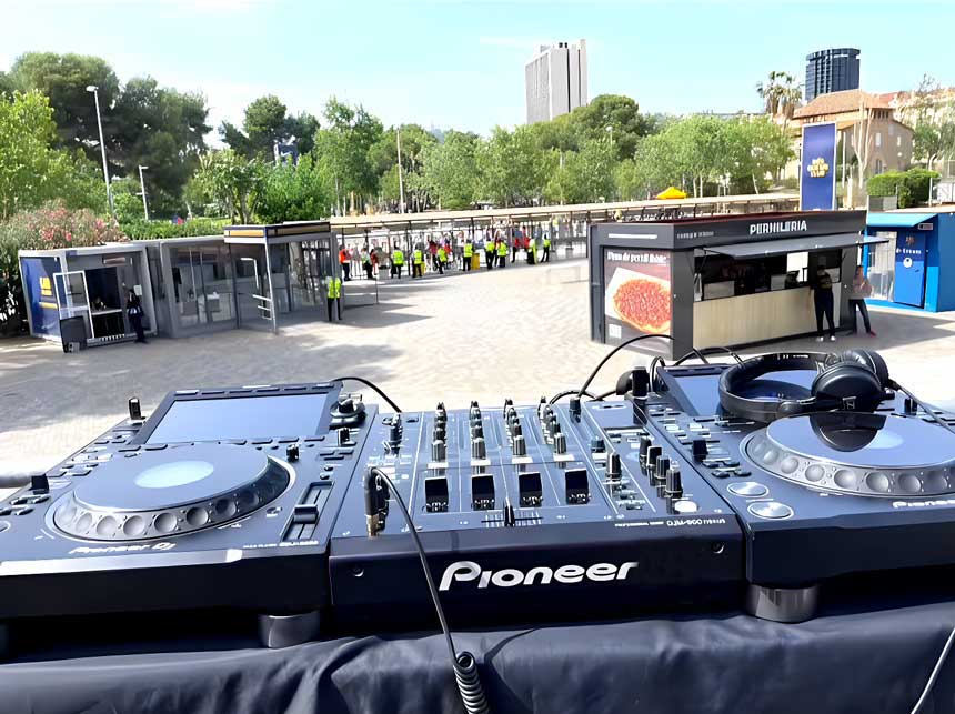 alquiler-de-equipo-de-sonido-campnou